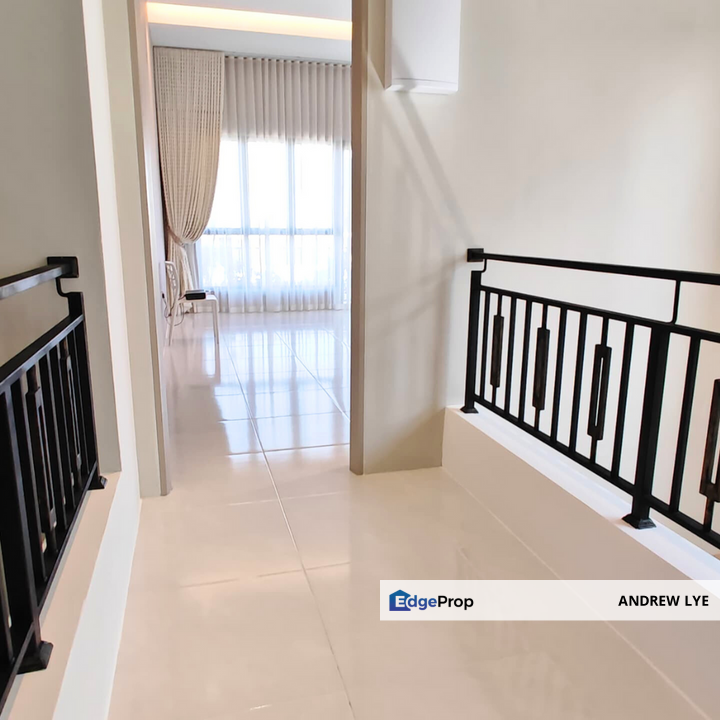 IPOH SOUTH PRECINCT BUNGALOWDEES DOUBLE STOREY SEMI DETACHED HOUSE FOR SALE , Perak, Ipoh