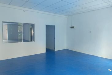 Airport Square (Taman Maju Rapat)