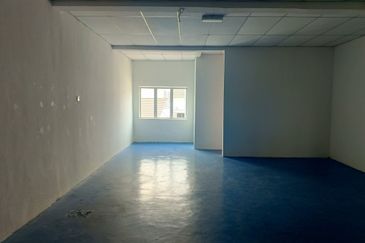 Airport Square (Taman Maju Rapat)