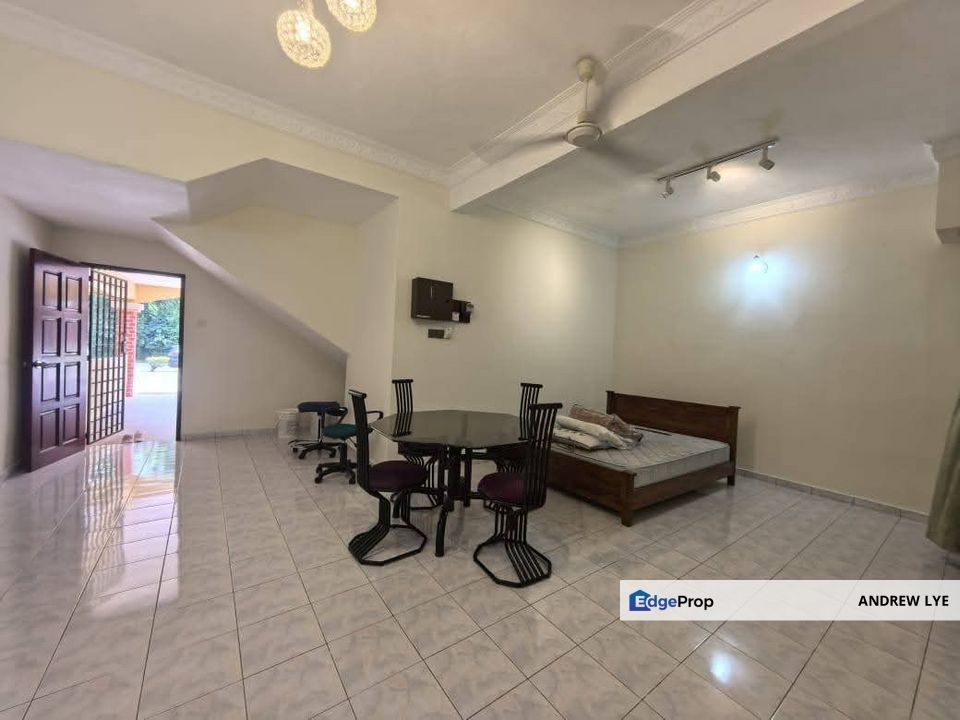 MERU VALLEY TOWNHOUSE 2.5 STOREY FOR RENT , Perak, Ipoh
