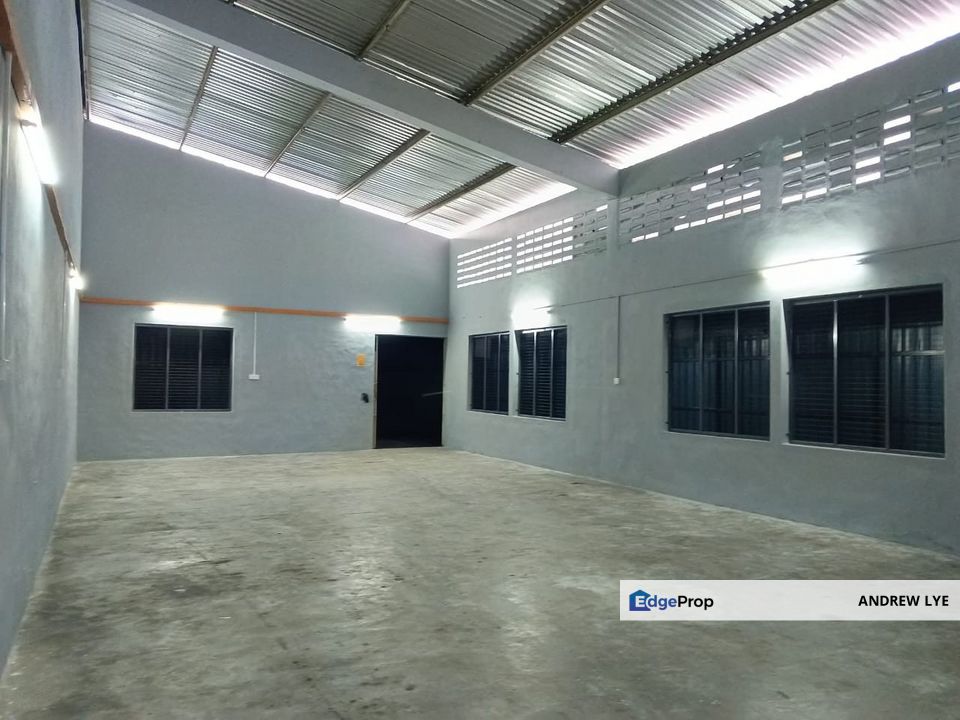 MENGLEMBU CHANDRAN RAYA SEMI DETACHED FACTORY FOR RENT , Perak, Menglembu