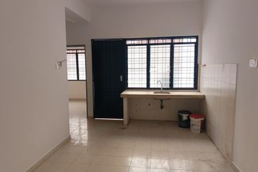 PASIR PUTEH/PENGKALAN