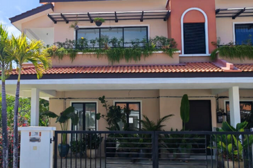 Spanish Gardens by The Water