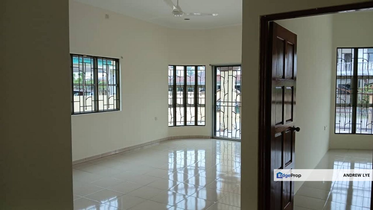 BERCHAM IPOH SINGLE STOREY BUNGALOW HOUSE FOR SALE , Perak, Ipoh