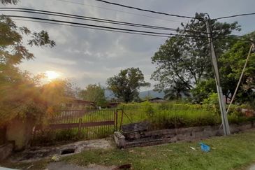 Laluan Sungai Pari 1