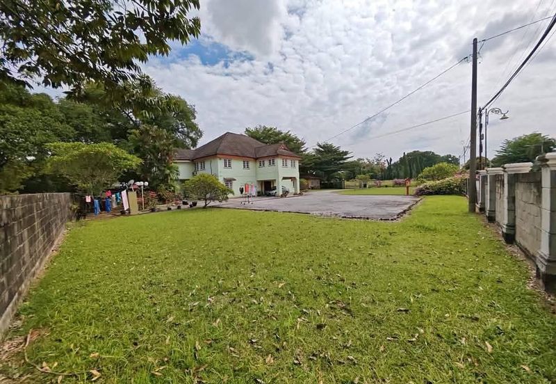 Jalan Sultan Nazrin Shah