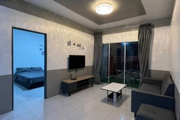 Cameron Emerald Avenue Apartment