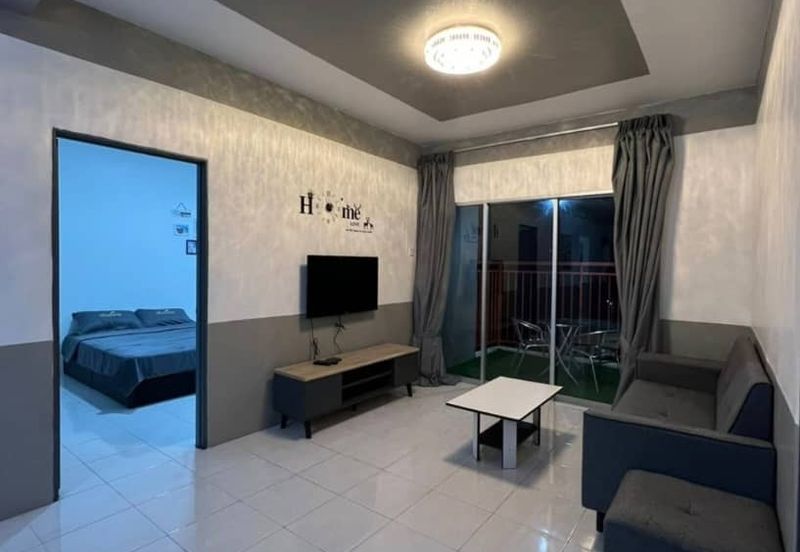 Cameron Emerald Avenue Apartment