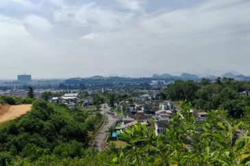 MERU VALLEY RESORT (GOLFVIEW TERRACE)