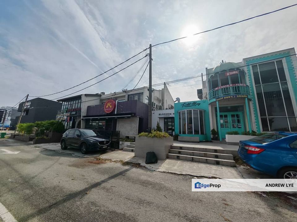 Ipoh Garden Commercial Title Semi Detached House For Sale (Facing Main Road), Perak, Ipoh