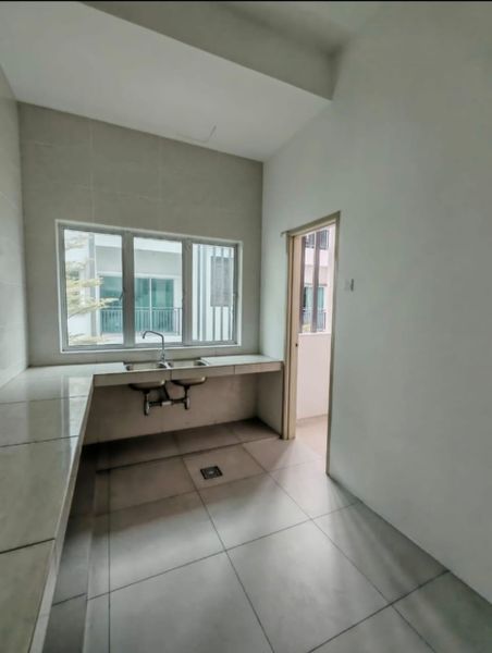 Goshen@Ipoh Premier City Jalan Kuala Kangsar 1.5 Storey Duplex Townhouse for Sale , Perak, Ipoh