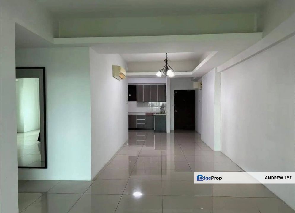 Kinta Riverfront Condominium Corner Unit For Sale , Perak, Ipoh