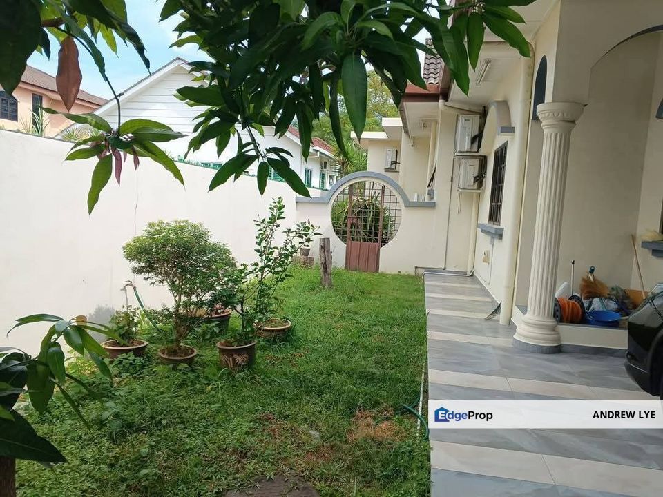 Bercham Single Storey Bungalow House For Sale , Perak, Ipoh