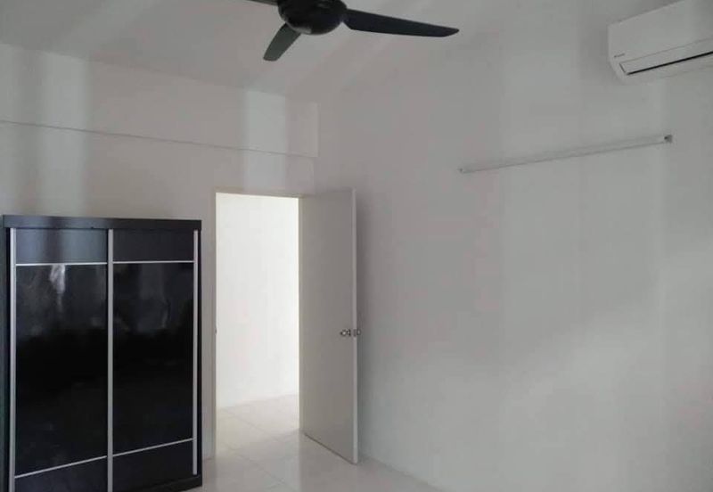 Pangsapuri Seri Tecoma