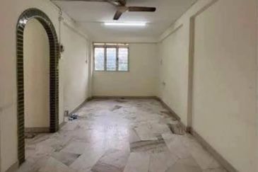 RUMAH PANGSA MENGLEMBU