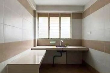 RUMAH PANGSA MENGLEMBU