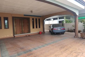 PASIR PUTIH/GUNUNG RAPAT