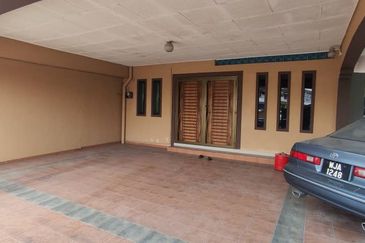 PASIR PUTIH/GUNUNG RAPAT