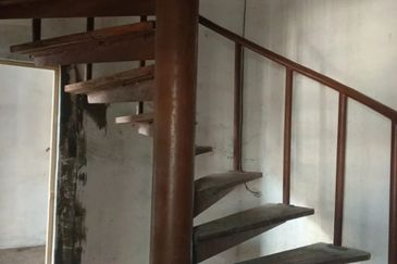 Pengkalan Station 18