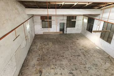 Pengkalan Station 18