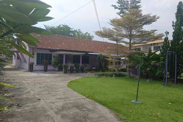 PASIR PUTIH/GUNUNG RAPAT