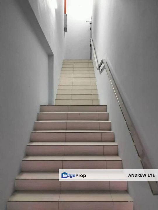 Menglembu Shoplot 1st Floor For Rent, Perak, Ipoh