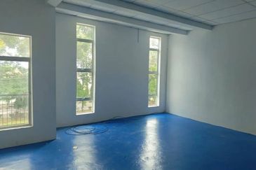 Airport Square (Taman Maju Rapat)