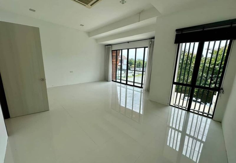 Panorama Lapangan Perdana