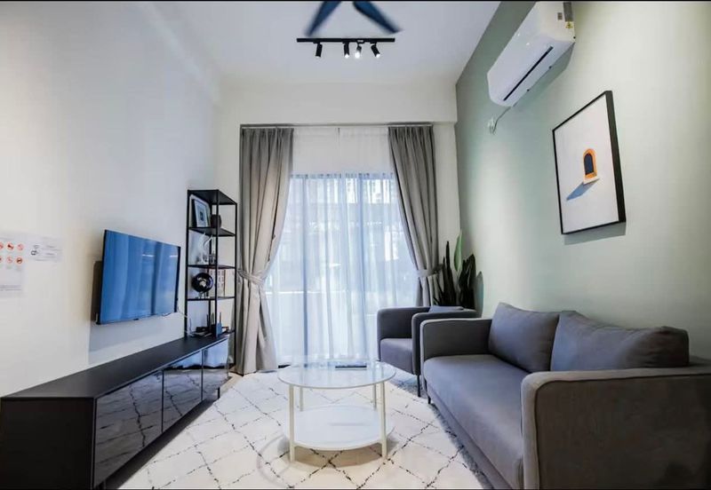 THE COVE HILLSIDE RESIDENCE