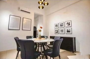 THE COVE HILLSIDE RESIDENCE