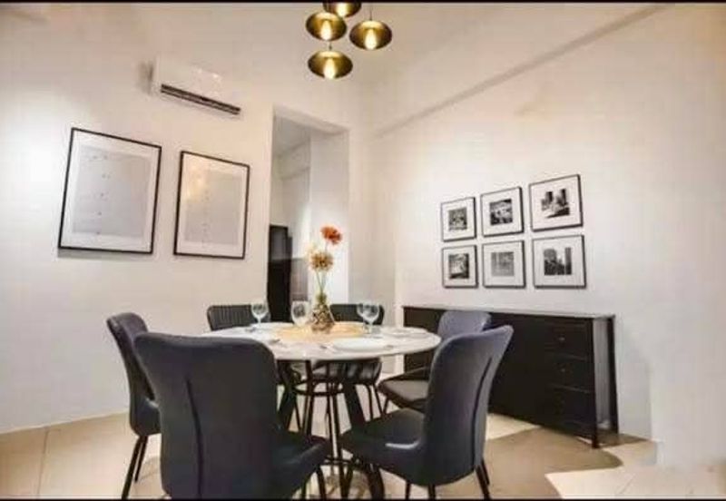 THE COVE HILLSIDE RESIDENCE