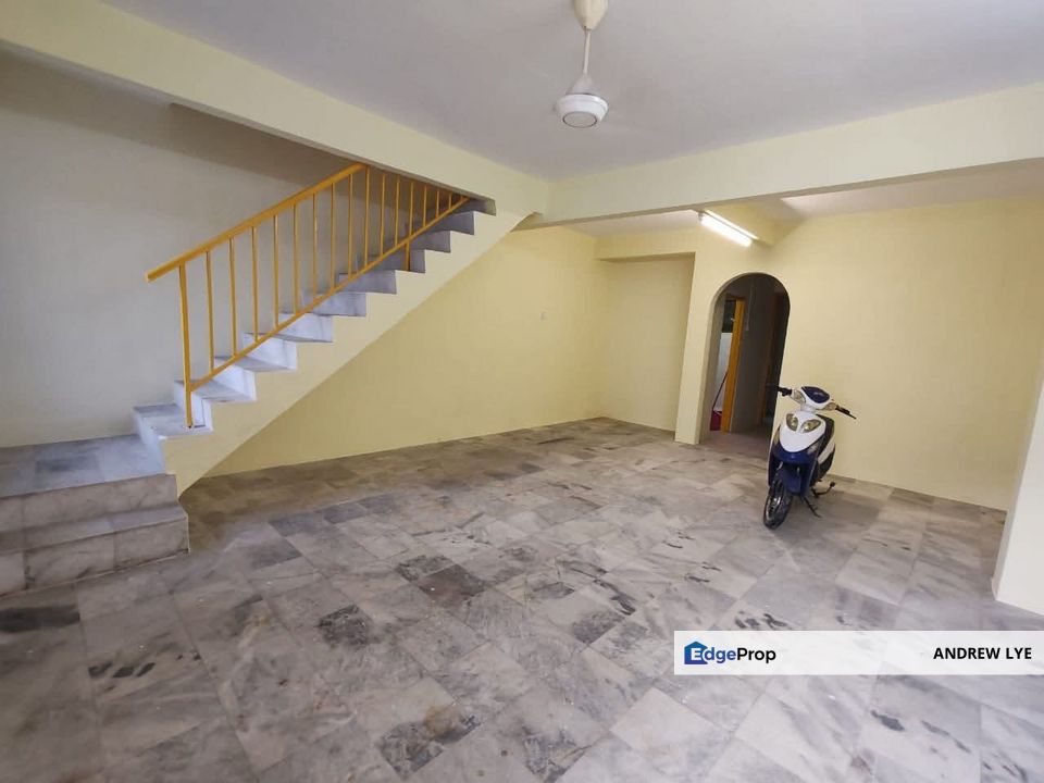 Menglembu Double Storey House For Rent, Perak, Kinta