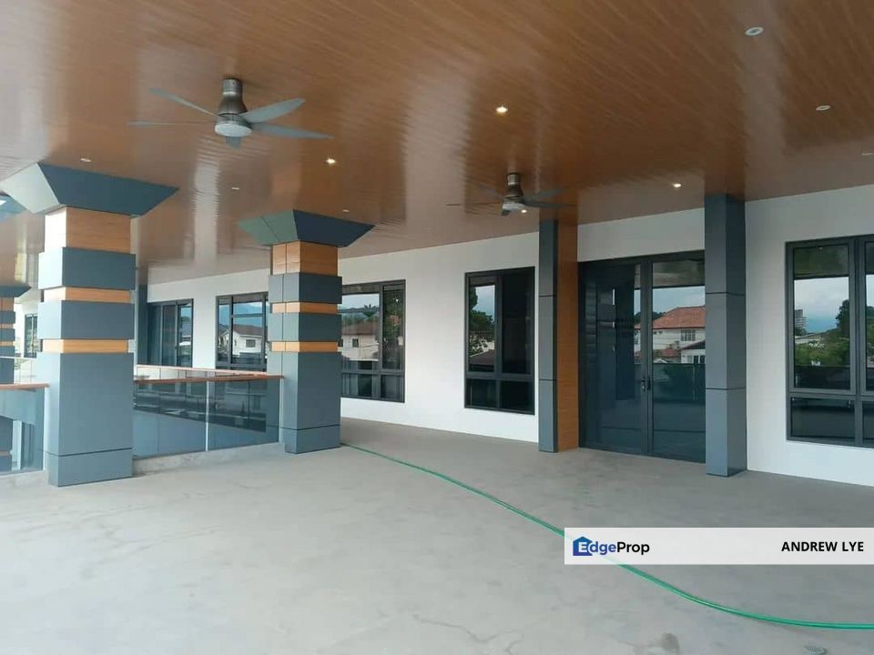 IPOH CENTRE DOUBLE STOREY BUNGALOW FOR RENT , Perak, Ipoh