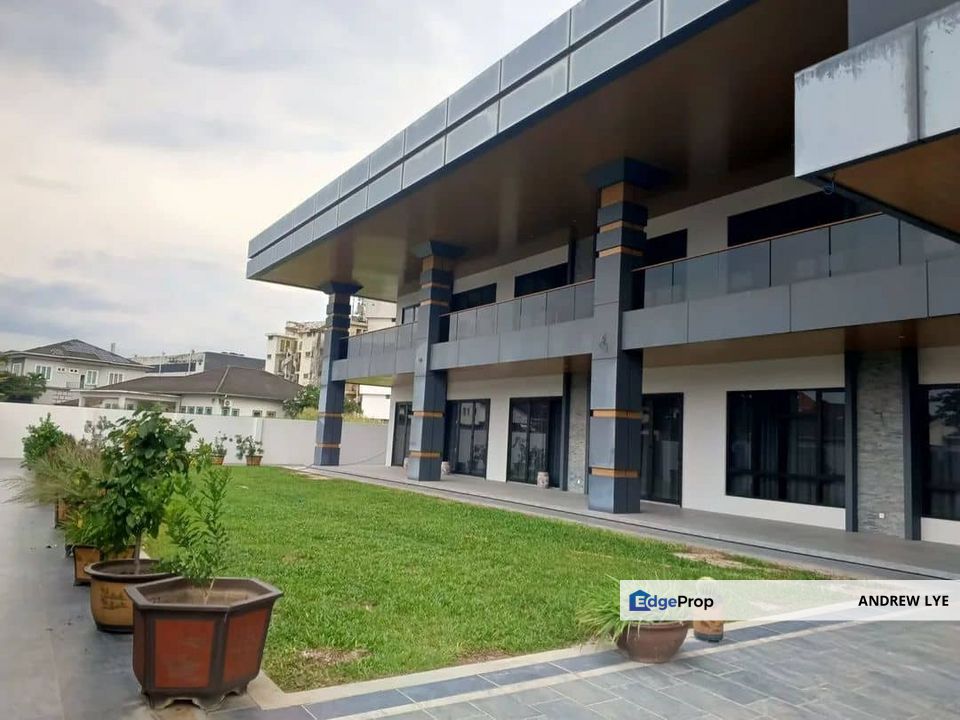 IPOH CENTRE DOUBLE STOREY BUNGALOW FOR RENT , Perak, Ipoh