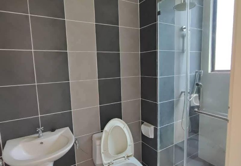 Upper East @ Tiger Lane