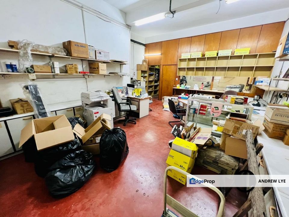 Persiaran Greenhill Double Storey Shoplot for Sale , Perak, Ipoh