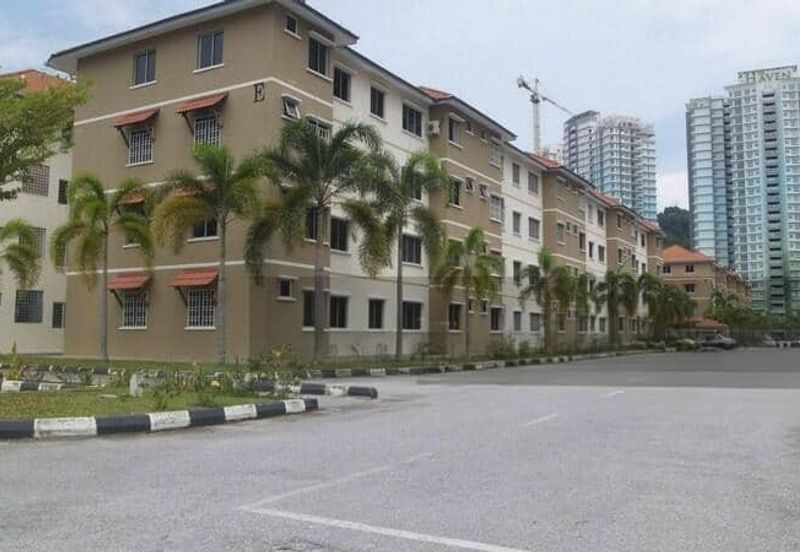 Permai Lake View Apartments