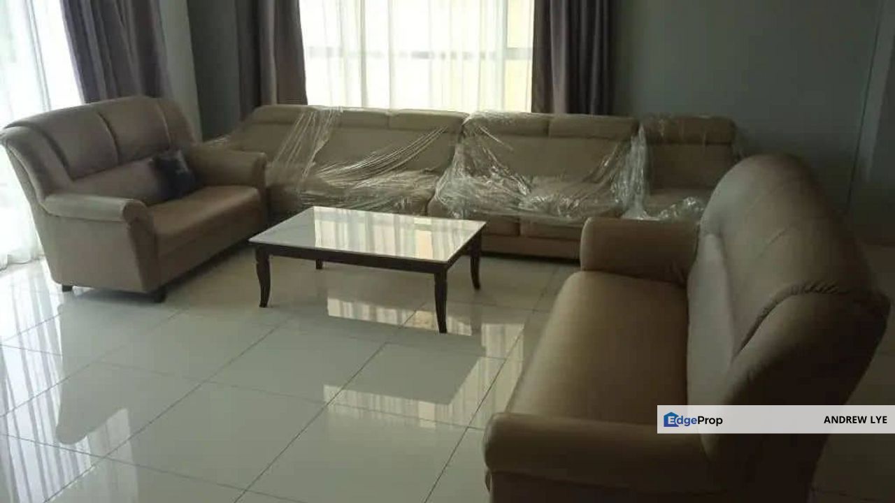 Lahat Mines 2.5 Storey Bungalow For Rent, Perak, Lahat