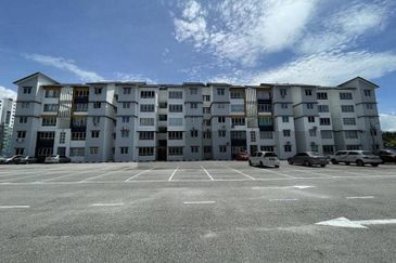 D'Aman Residences, Meru