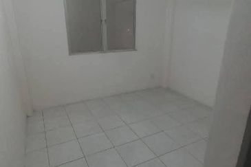 D'Aman Residences, Meru