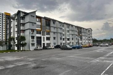 D'Aman Residences, Meru