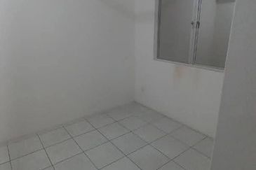 D'Aman Residences, Meru