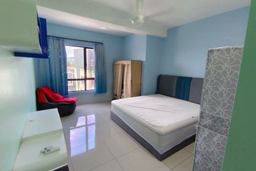 Manhattan Condominium