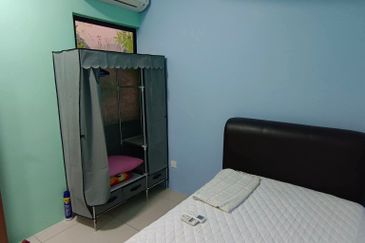 Manhattan Condominium