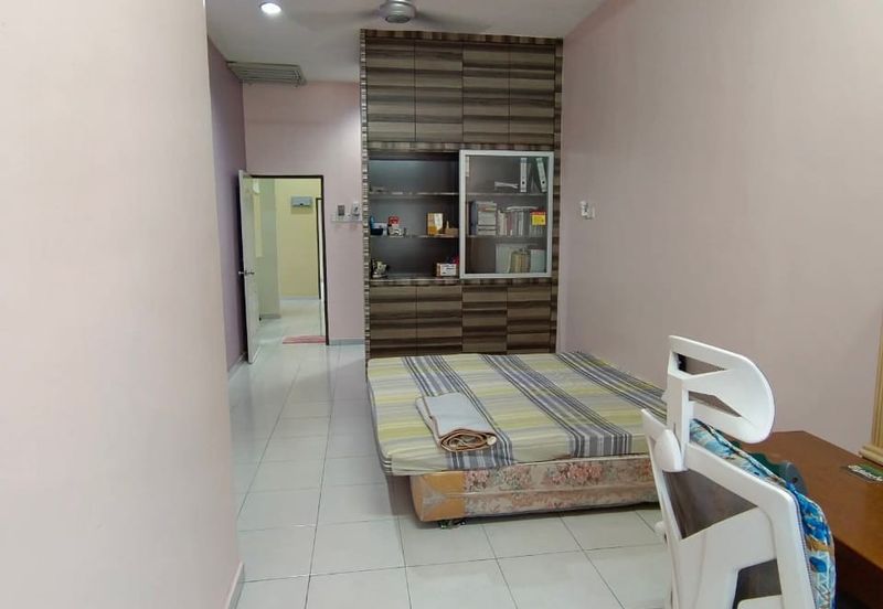 Taman Pengkalan Utama