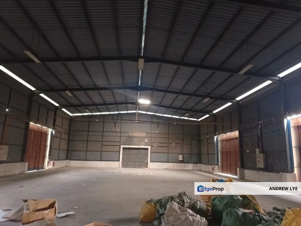 Lahat Bungalow Factory Warehouse for Rent, Perak, Menglembu