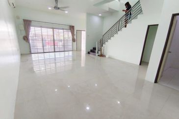 Arena Tasek Putra (Tasek Nova)