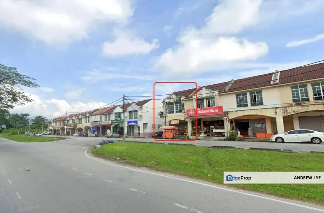 Klebang Utama Double Storey End Lot Shoplot for Rent, Perak, Ipoh