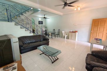 Panorama Lapangan Perdana