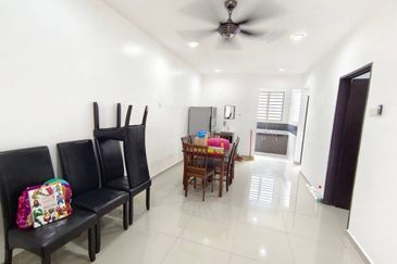 Taman Pengkalan Tiara